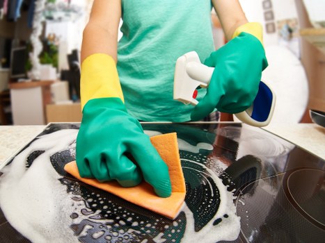 Detailed steps for DIY oven deep cleaning